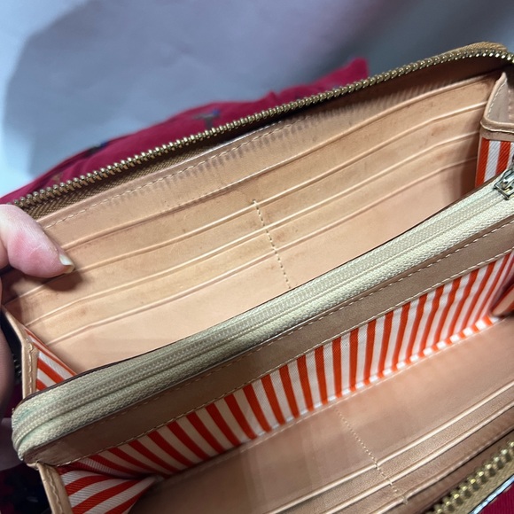 Kate Spade Long Zip Wallet Soft tan leather - Picture 5 of 6